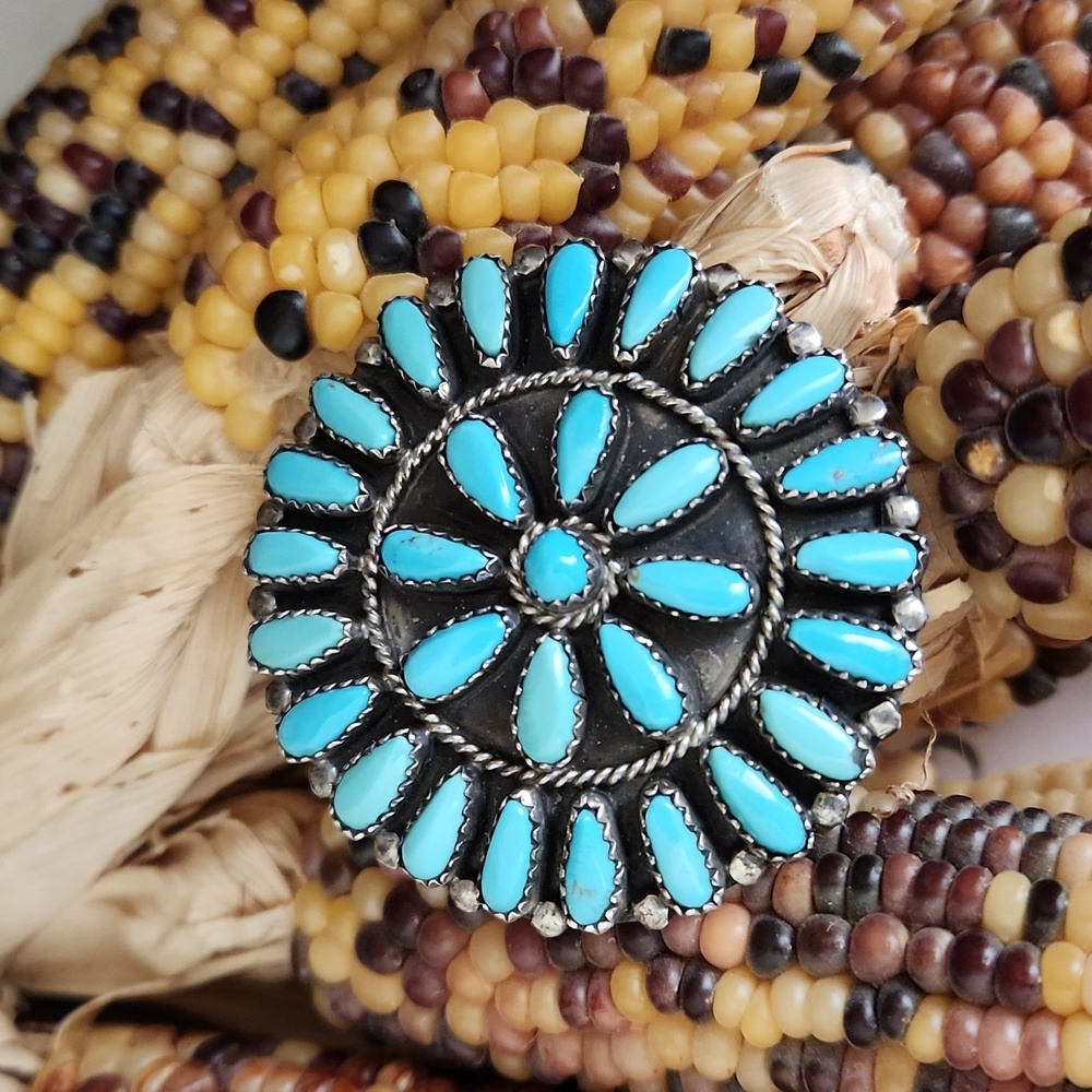 Stunning Vintage Native American Navajo Flower Cluster Turquoise Pin ๐๐ผ - Picture 9 of 10